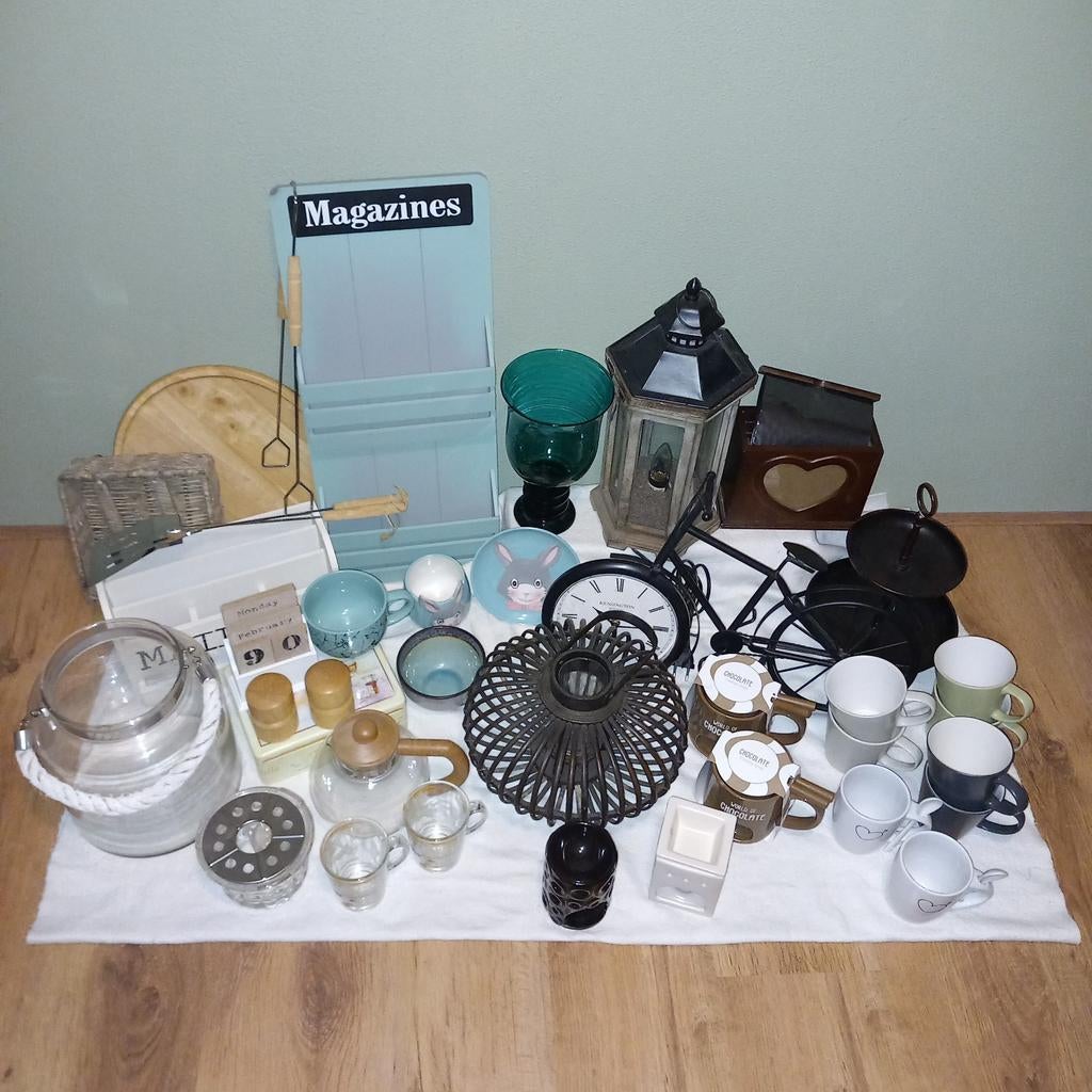 Kleine partij interieur items., Ophalen