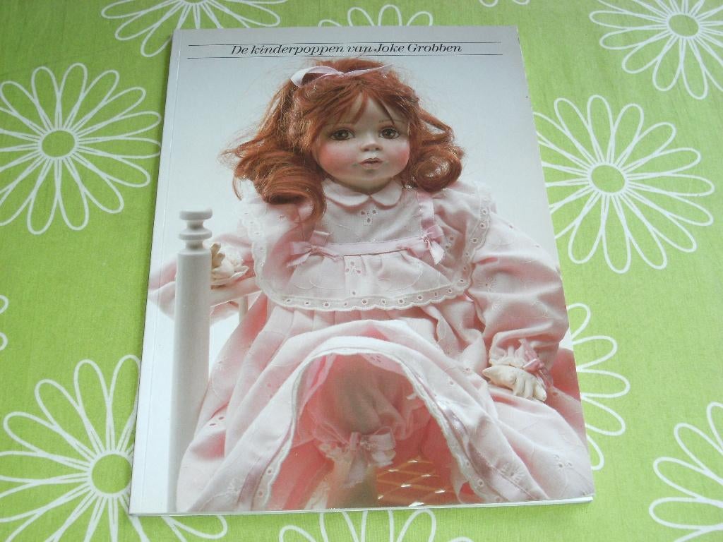 De kinderpoppen van Joke Grobben, Ophalen of Verzenden, Zo goed als nieuw, Poppen maken