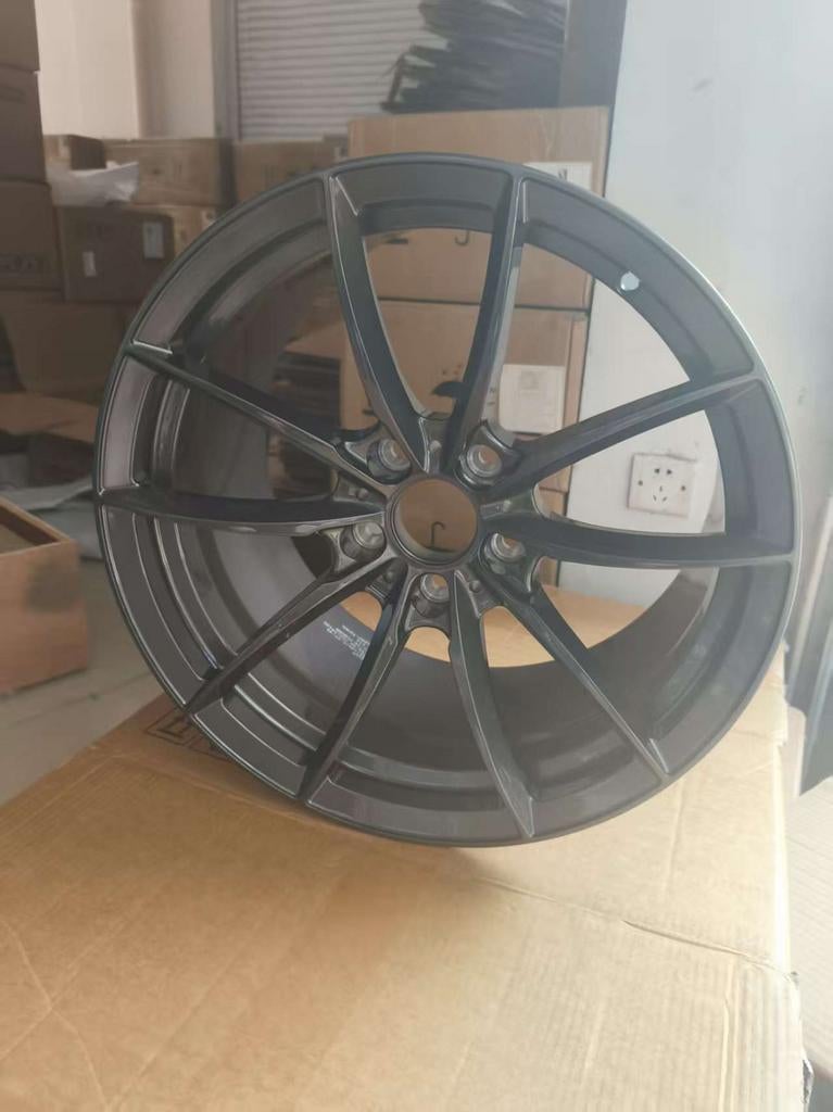 Bmw FORGED 18" styling 513M M3 F80 F82 F83 F30 E90 E91 E92, Auto-onderdelen, Banden en Velgen, 18 inch, Velg(en), Verzenden, Nieuw
