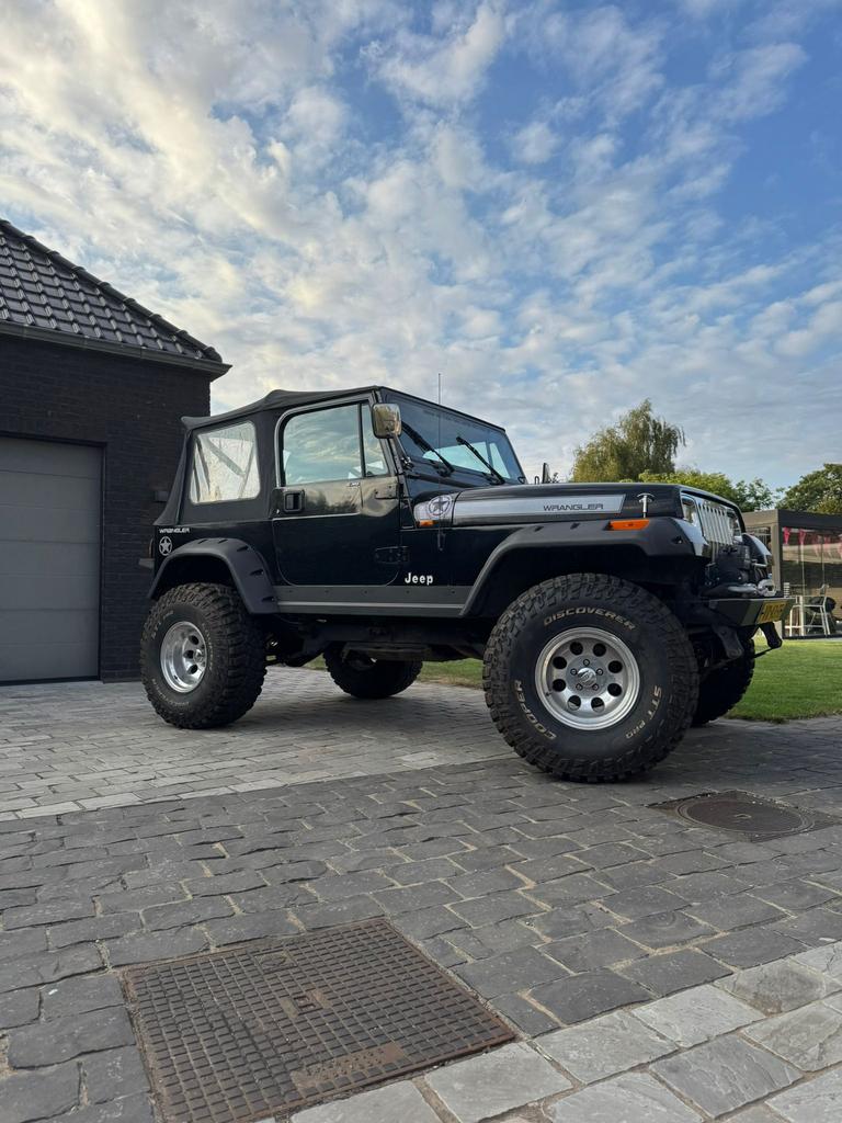 Jeep wrangler 4.0 Softtop, 4000 cc, Zwart, Handgeschakeld, Particulier