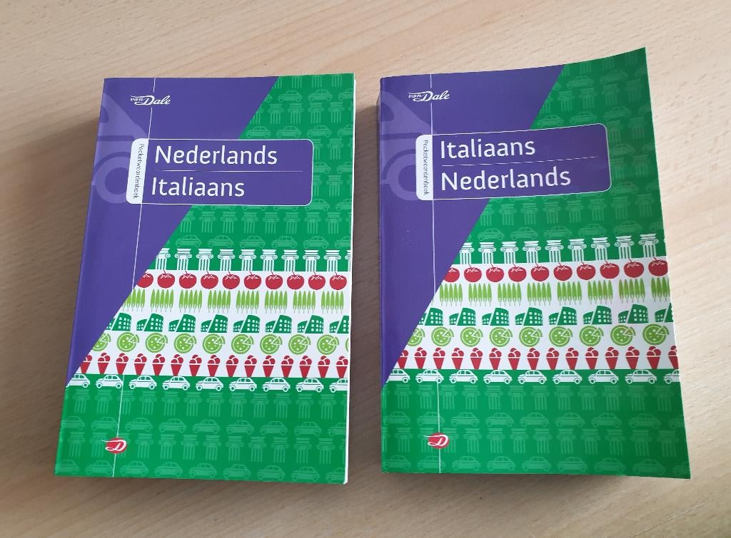 Te koop woordenboeken Nederlands/Italiaans, Van Dale, Ophalen of Verzenden, Zo goed als nieuw, Van Dale