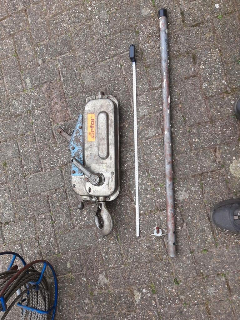 Orginele tirfor lier, Ophalen