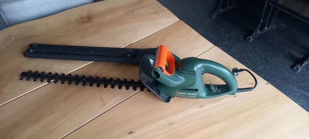 Black & Decker heggenschaar GT350, Ophalen of Verzenden, Gebruikt, Elektrisch, Black & Decker
