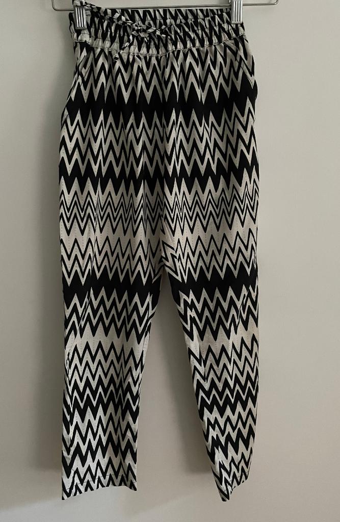 hm broek 128 134 nieuw, Ophalen of Verzenden, Nieuw, Meisje, Broek