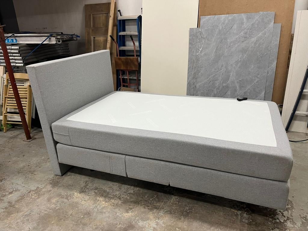 Elektrisch senioren bed | twijfelaar | In zeer goede staat, Ophalen, -, Zo goed als nieuw, Twijfelaar