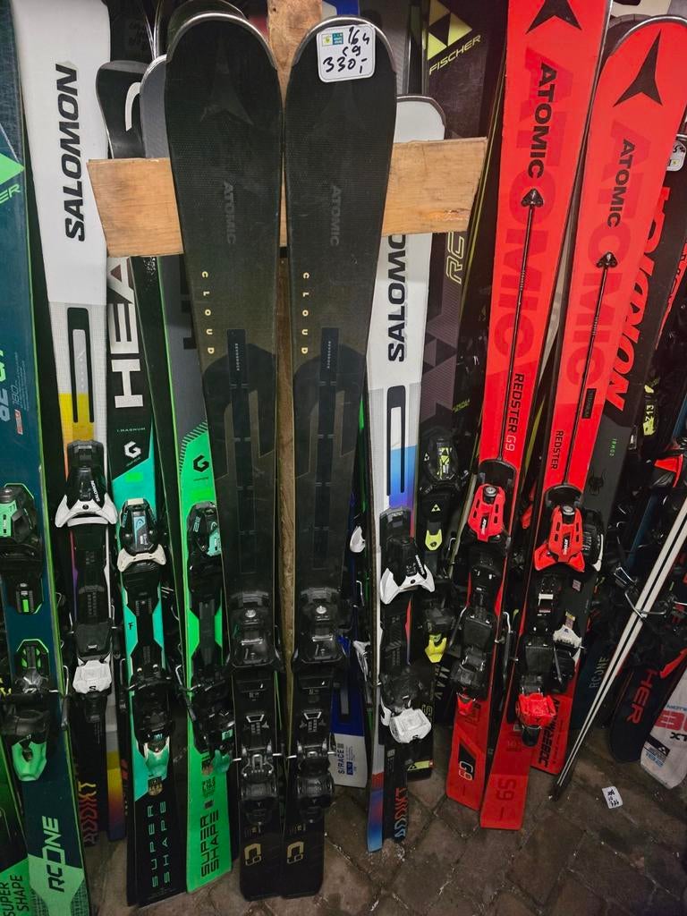 ATOMIC CLOUD C9 DAMES CARVE SKIS, 160 tot 180 cm, Ophalen of Verzenden, Zo goed als nieuw, Carve