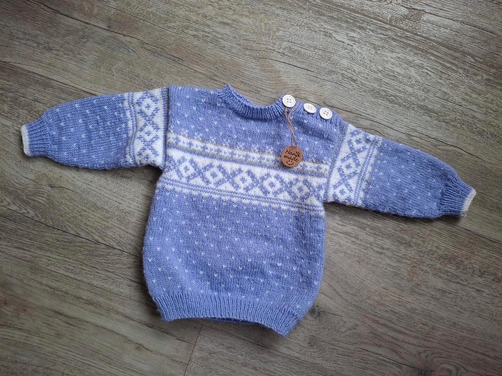 (13) Nieuw paars babytruitje, Ophalen of Verzenden, Nieuw, Jongetje of Meisje, Truitje of Vestje