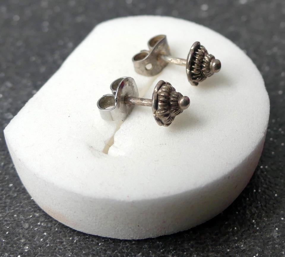 Zeeuwse knoopjes zilveren oorbellen oorknopjes zilver, Gebruikt, Ophalen of Verzenden, Knopjes of Stekers, Zilver