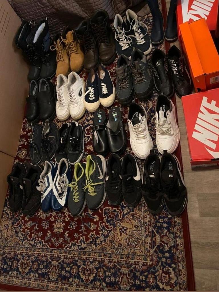 Partij herenschoenen gebruikt en nieuw (Nike, Adidas etc.), Kleding | Heren, Schoenen, Ophalen, Nieuw, Sportschoenen