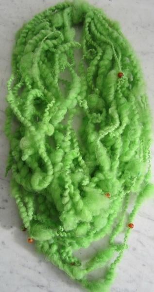 Alpaca wol 'art yarn' halswarmer, col met kralen SJ10, Kleding | Dames, Verzenden, Nieuw, Maat 46/48 (XL) of groter, Sjaal