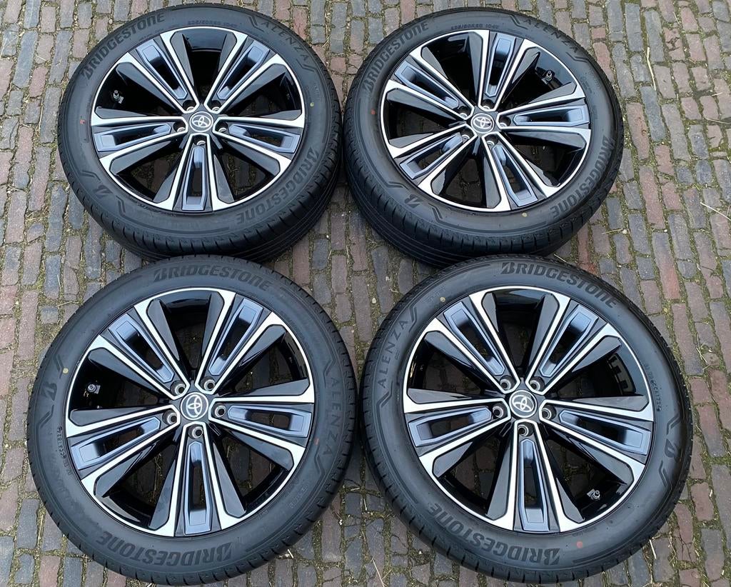 ALS NIEUWE 20” Toyota BZ4X Lexus NX + 235/50R20 zomerbanden, Banden en Velgen, Nieuw, Ophalen of Verzenden, 235 mm