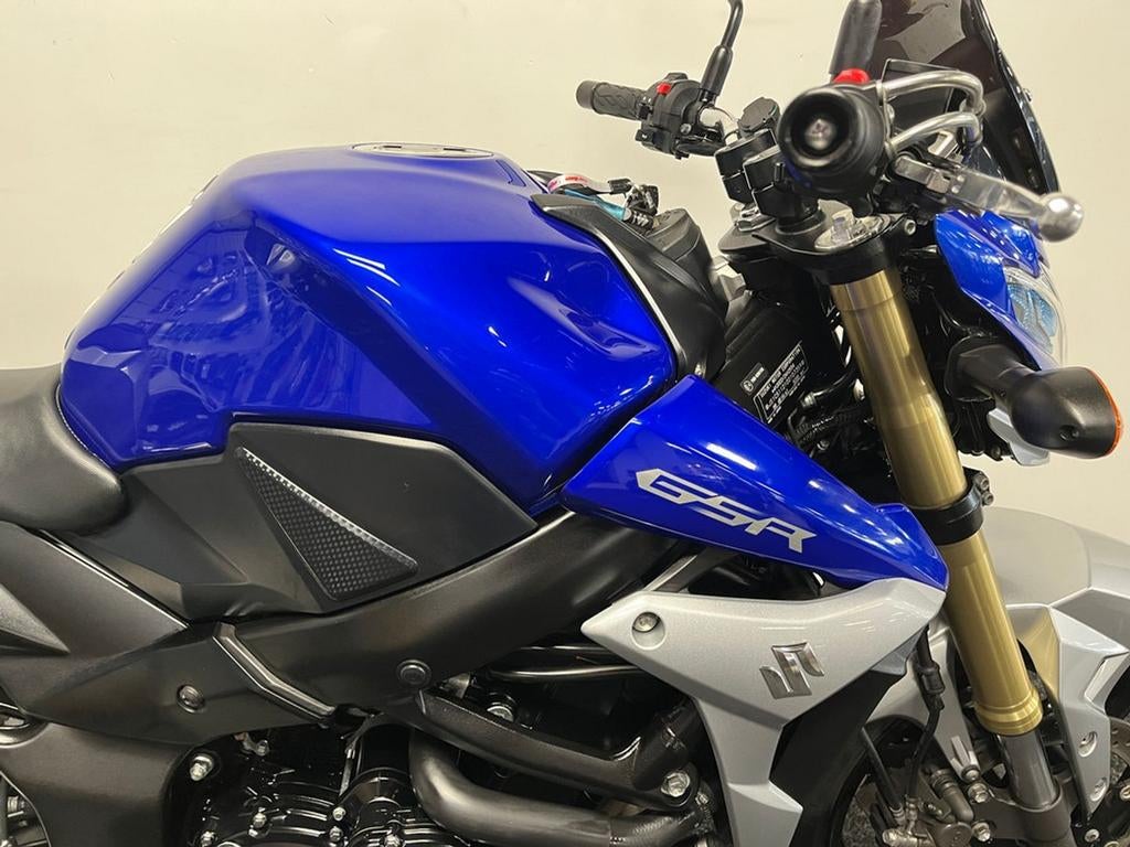 Suzuki GSR 750 ABS (bj 2015) - foto 2