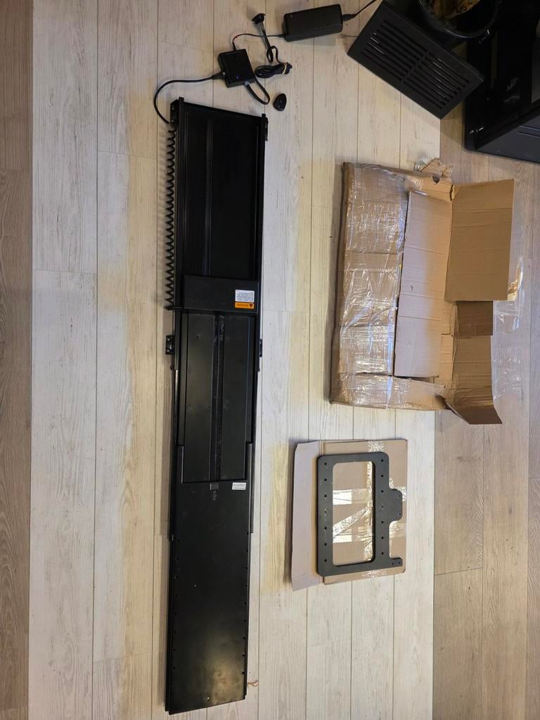 Venset TS1000 Krachtige Tv lift voor grotere 65" TV's, Ophalen of Verzenden