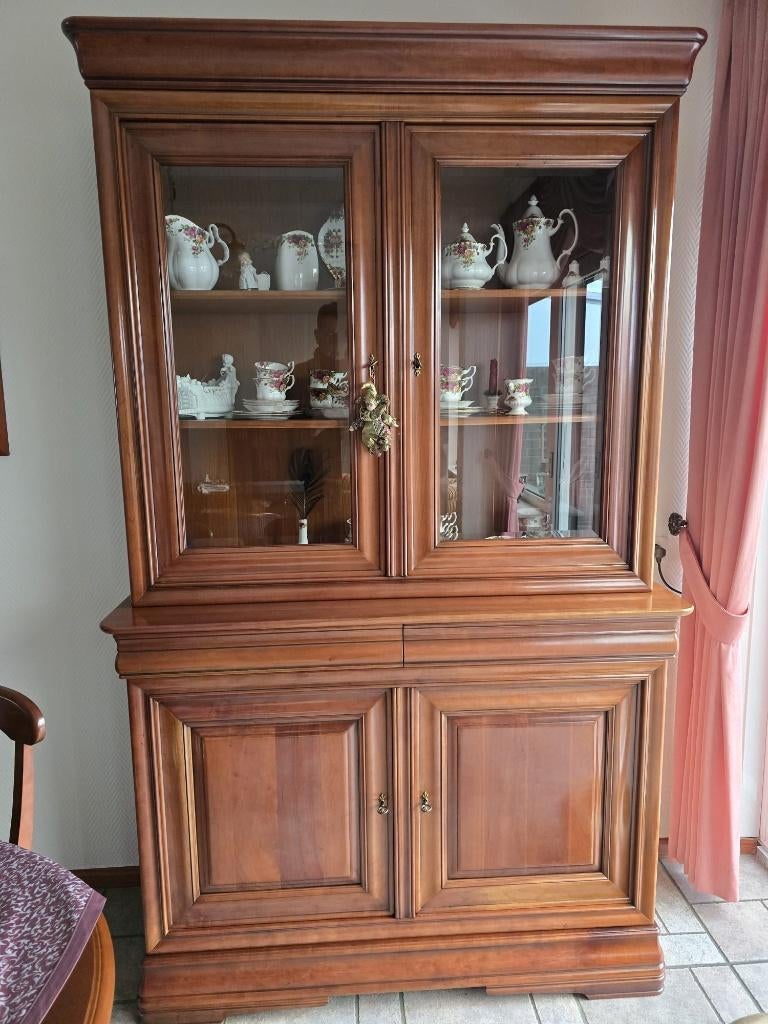 Zeer mooie Woonkamer kast, Ophalen, Glas, Klassiek, Zo goed als nieuw