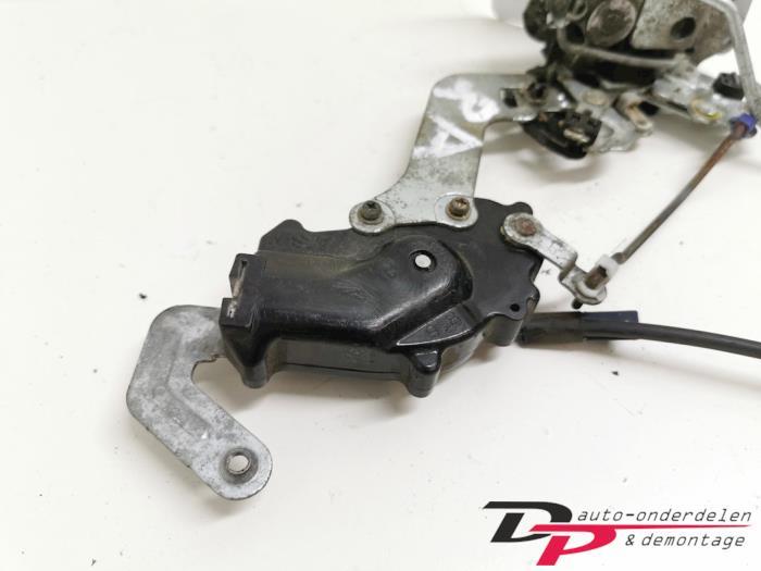 Deurslot Mechaniek 4Deurs rechts-achter van een Suzuki Balen, Gebruikt, -, -, Ophalen of Verzenden