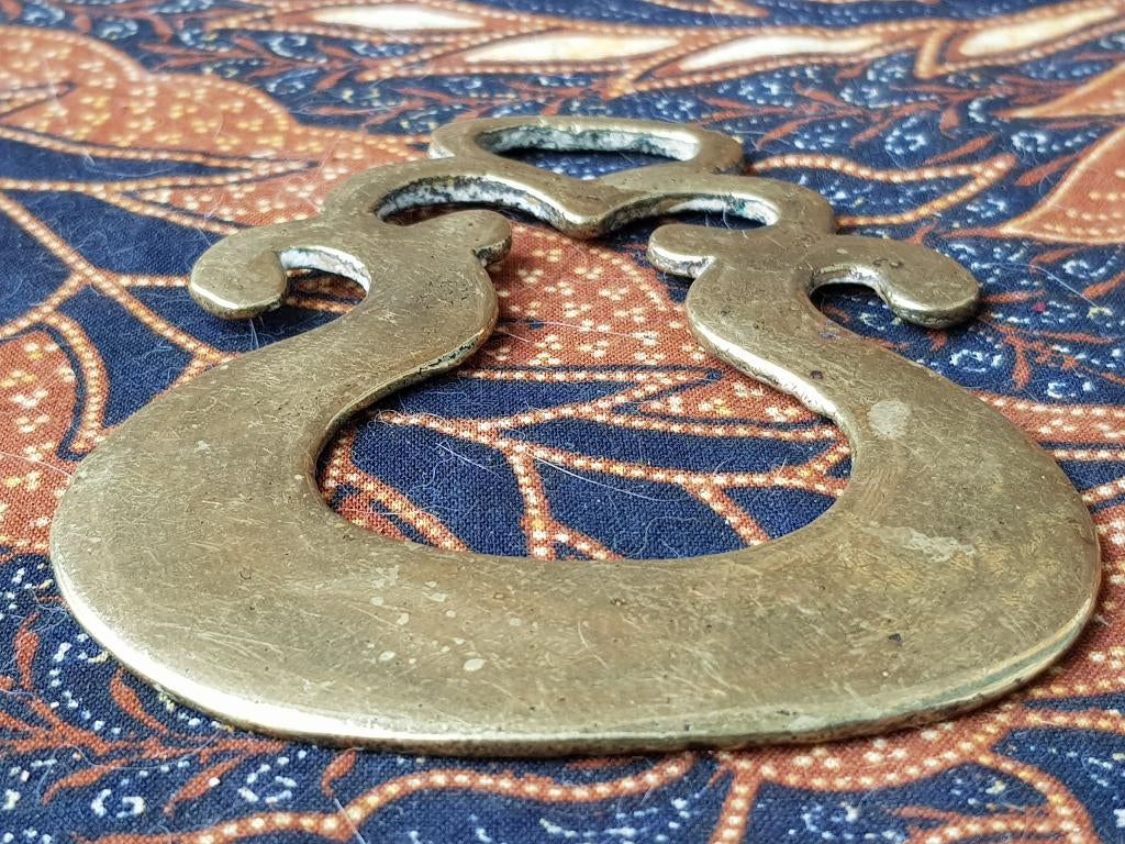 Zeldzaam antiek kleppermannetje uit Engeland 9 cm. uit 1890., Ophalen of Verzenden, Koper