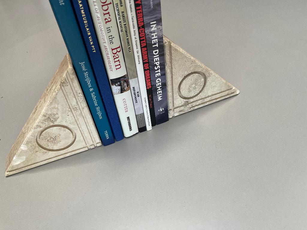 Twee marmeren boekensteunen van  Enzo Mari (jaren 60) design, Ophalen of Verzenden, Huis en Inrichting