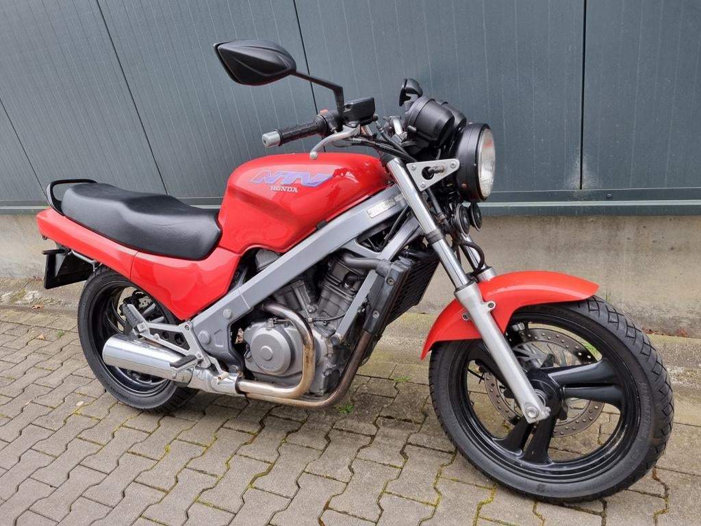 Honda NTV 650 + garantie & beurt, 2 cilinders, Motorrijbewijs A, Bedrijf, Meer dan 35 kW