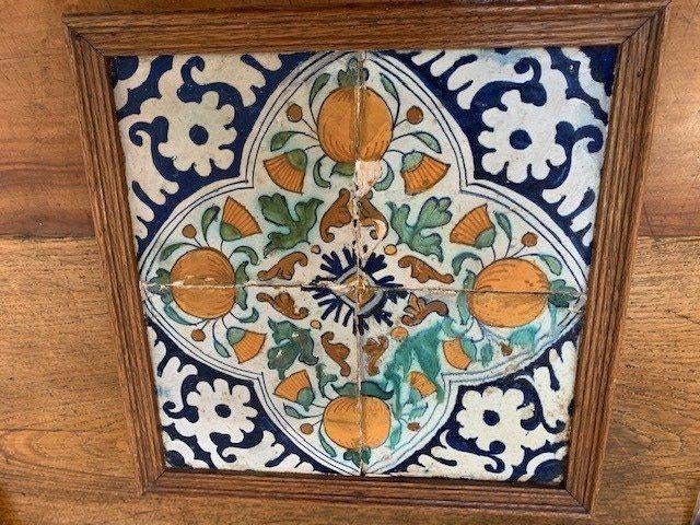 Vierpas met 17e eeuwse tegels, Antiek en Kunst, Verzenden