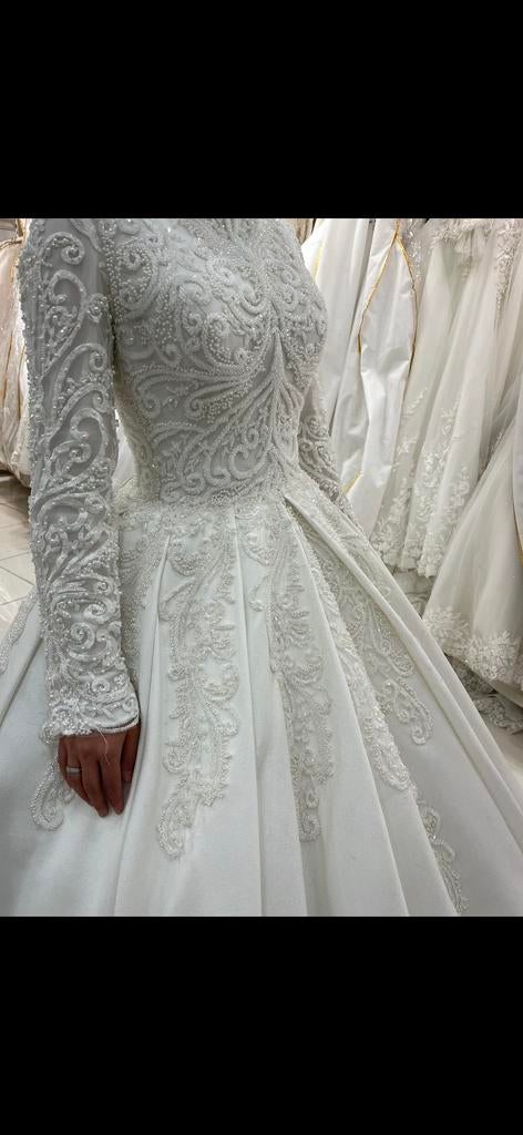 Witte trouwjurk met lange mouwen, Ophalen of Verzenden, Zo goed als nieuw, Wit, Trouwjurk