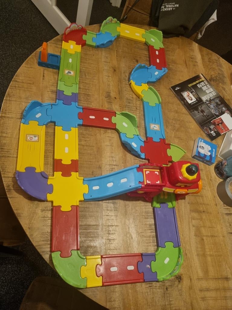 Grote set Toet Toet Auto's met diverse banen en auto's, Ophalen, Gebruikt