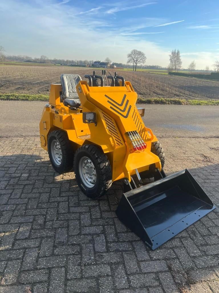 NIEUW Landward S490R  kniklader / skid loader / schranklader, Ophalen, Nieuw