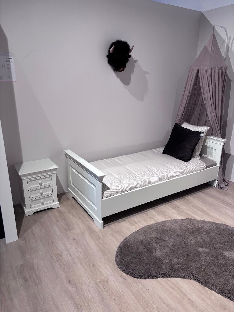 Chateau tienerkamer, Ophalen, Zo goed als nieuw