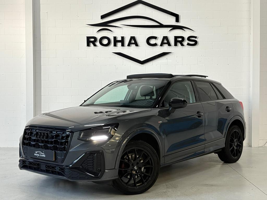 Audi Q2 35 TFSI S-Line, Pano, Camera, Navi, 4 cilinders, 150 pk, Leder, Bedrijf