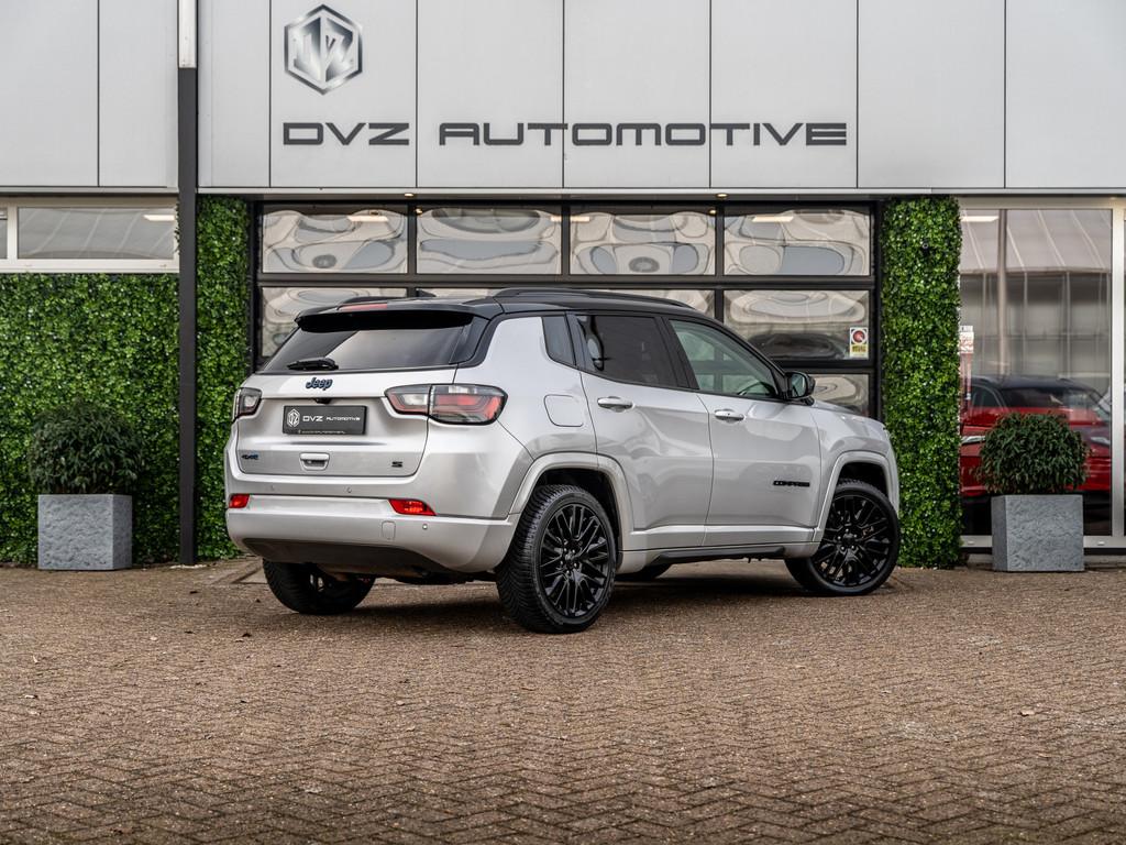 Jeep Compass 4xe 240 Plug-in Hybrid Electric S | Virtual | C, Auto's, Jeep, Automaat, Gebruikt, Zwart, 4 cilinders