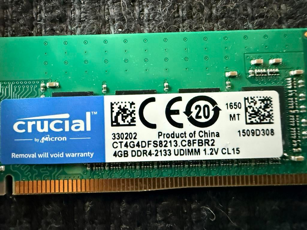 Crucial 4GB DDR4 RAM geheugenkaart, Computers en Software, RAM geheugen, DDR4, Ophalen of Verzenden, Zo goed als nieuw, Desktop
