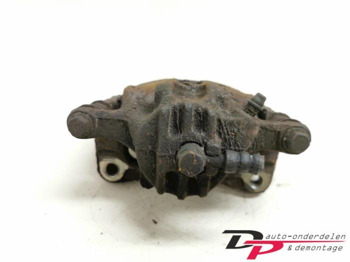 Remklauw (Tang) rechts-voor van een Mitsubishi Carisma, Gebruikt, -, -, Ophalen of Verzenden