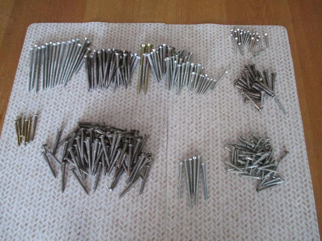 Nieuw: aantal schroeven diverse maten., Ophalen of Verzenden, Nieuw, Metaal, Overige typen