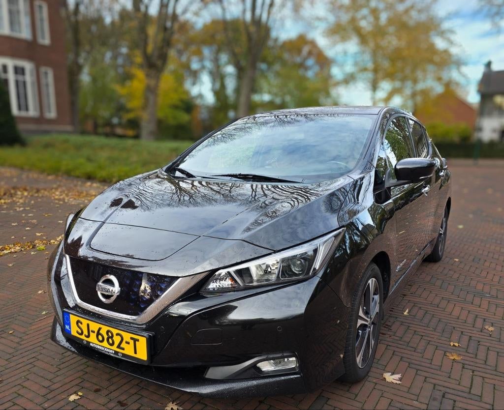 Nissan Leaf Electric 40kWh 2018 Zwart, Auto's, Zwart, Origineel Nederlands, Elektrisch, Particulier