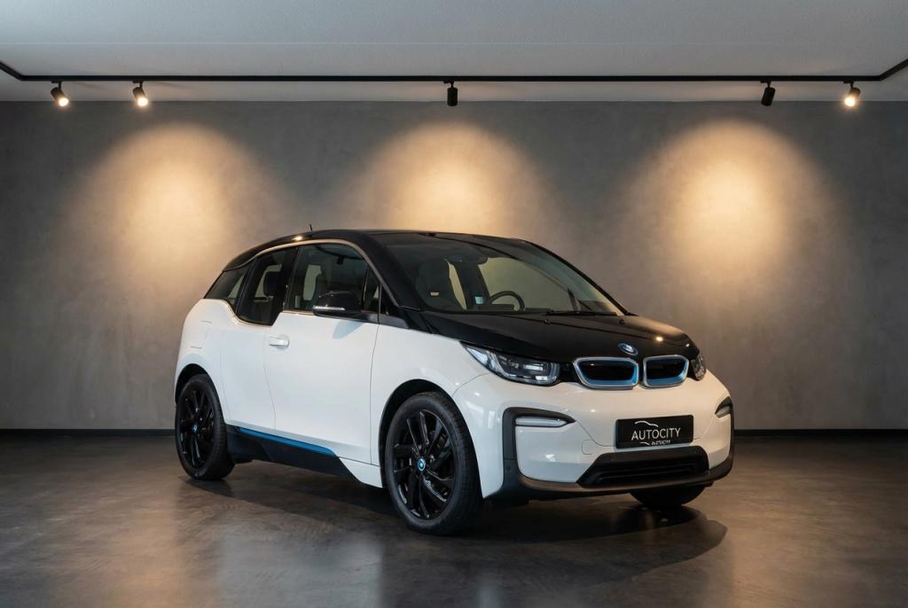 BMW i3 Basis 42KWH 170 PK l Warmtepomp, Automaat, 1345 kg, Gebruikt, 4 stoelen