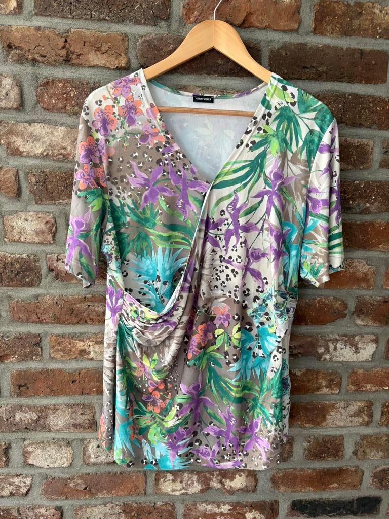 Mooi bloemen shirt van Gerry Weber maat 46 zgan, Kleding | Dames, Grote Maten, Ophalen of Verzenden, Zo goed als nieuw, Shirt of Top
