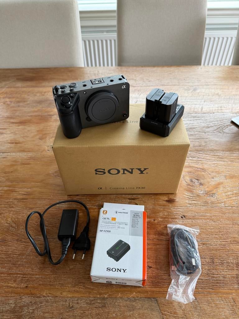 Sony FX30 met extra batterij en oplader, Ophalen, Spiegelreflex, Zo goed als nieuw, Sony