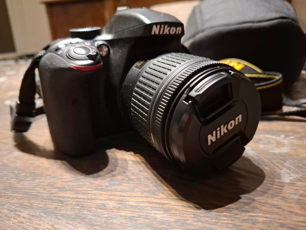Nikon D3300 + AFS18-55 lens, Spiegelreflex, Ophalen of Verzenden, Zo goed als nieuw, Nikon