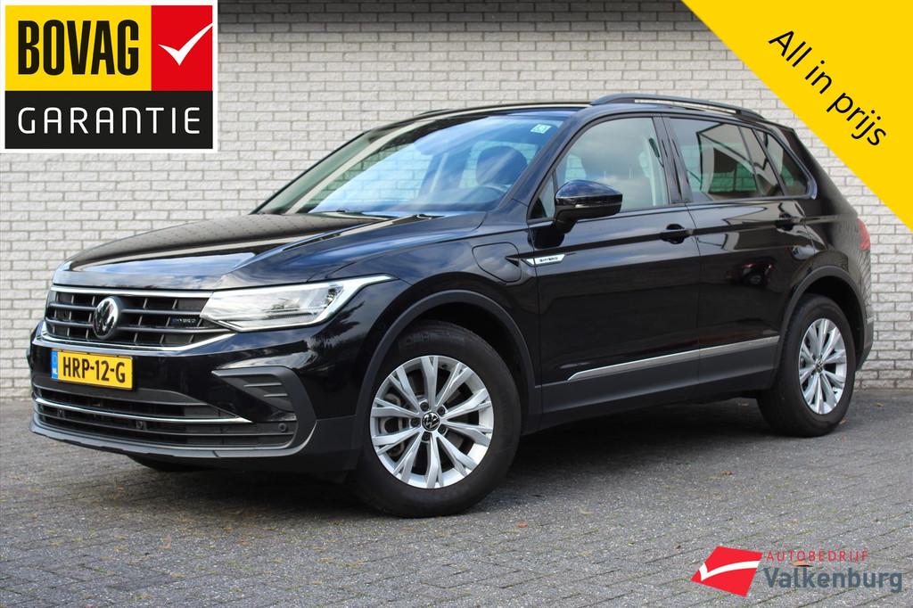 Volkswagen Tiguan 1.4 TSI eHybrid 245pk DSG Life Business |, Stof, Euro 6, 4 cilinders, Zwart