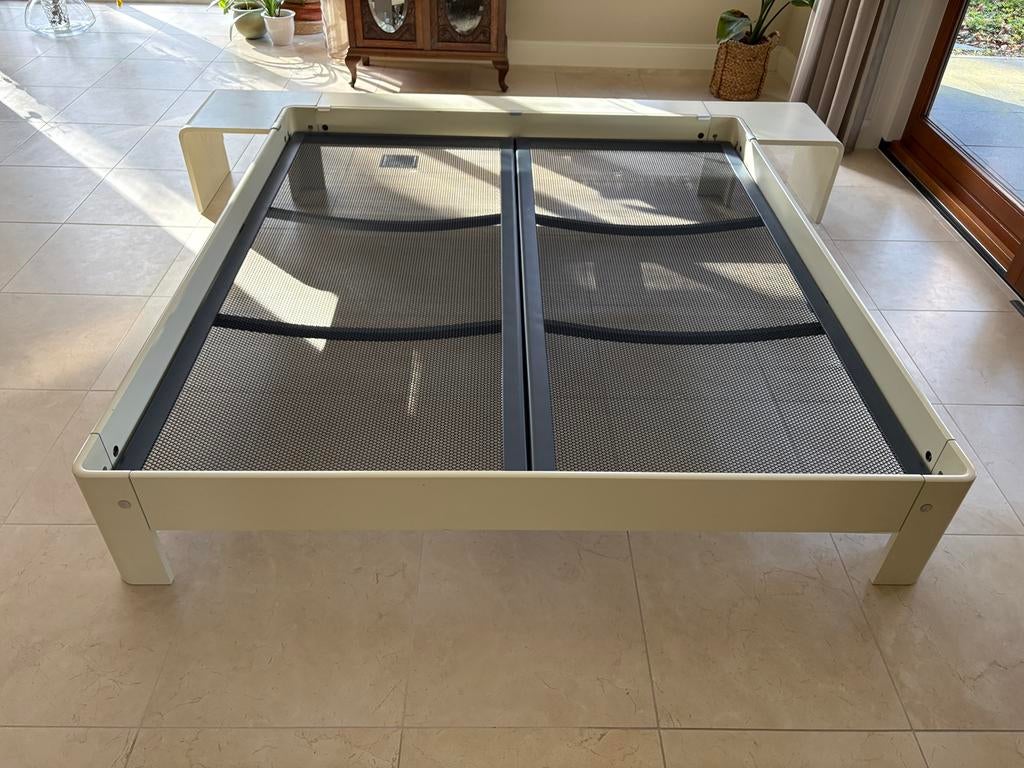 Nette Auping Auronde wit 180x200 34,5cm met achterelement, Ophalen of Verzenden, Gebruikt, Tweepersoons