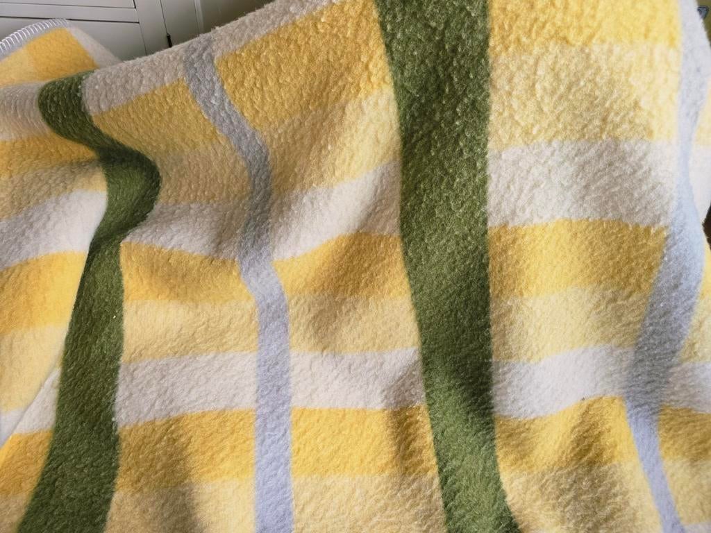 Retro 2pers wollen deken /woondeken, Huis en Inrichting, Woonaccessoires | Plaids en Woondekens, Gebruikt, Ophalen of Verzenden