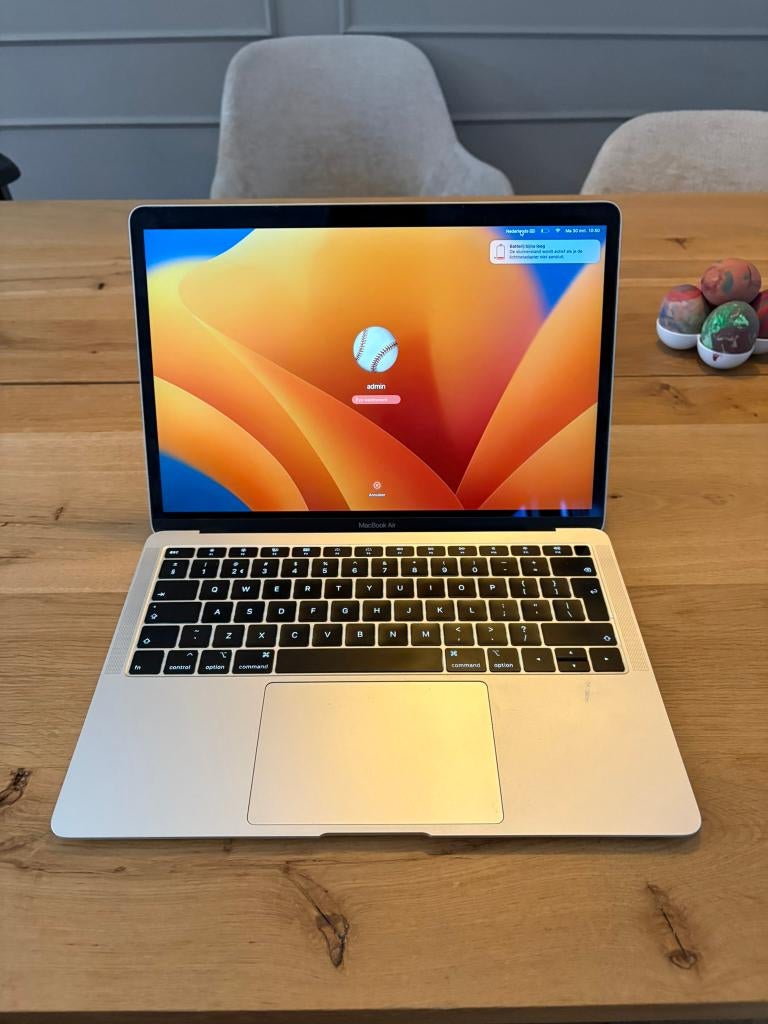 Macbook Air 13" Silver (A1932) 2019, Gebruikt, Qwerty, 8 GB, 13 inch