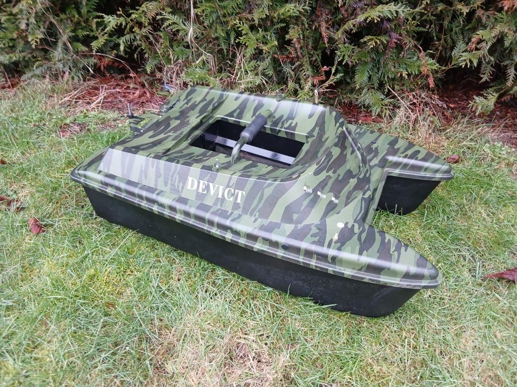 Voerboot Anatec catamaran met fishfinder 1 jaar garantie, Ophalen of Verzenden, Zo goed als nieuw, Overige typen