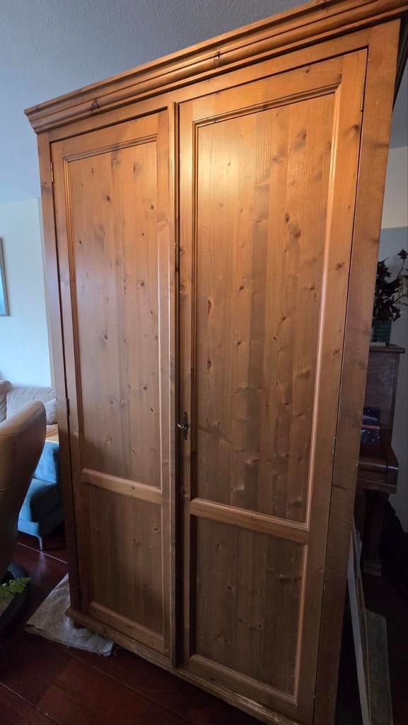 Massief grenen computerkast – 210x120x62 cm, Huis en Inrichting, Ophalen, Gebruikt, 70 tot 120 cm, 170 cm of meer