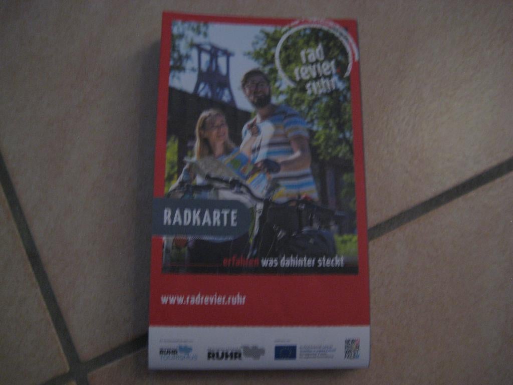 fietsroutekaart van het Roergebied (Duitsland), Boeken, Verzenden, 2000 tot heden, Nieuw, Landkaart