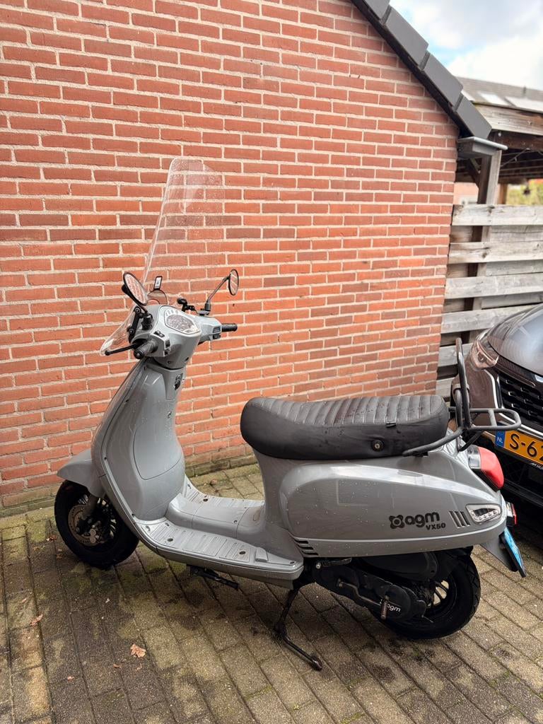 Scooter agm vx50, Fietsen en Brommers, Snorfietsen en Snorscooters, Gebruikt, Benzine, Ophalen, Overige merken
