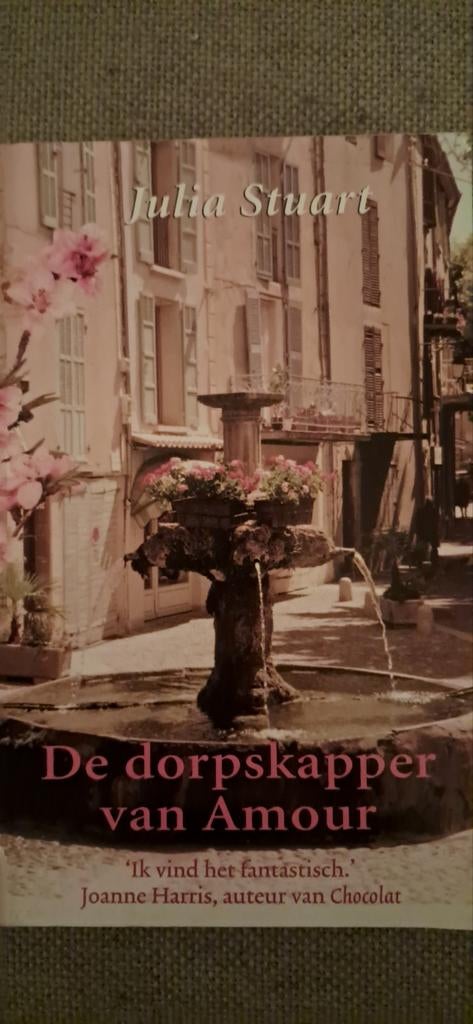 De dorpskapper van Amour - Julia Stuart, Ophalen of Verzenden