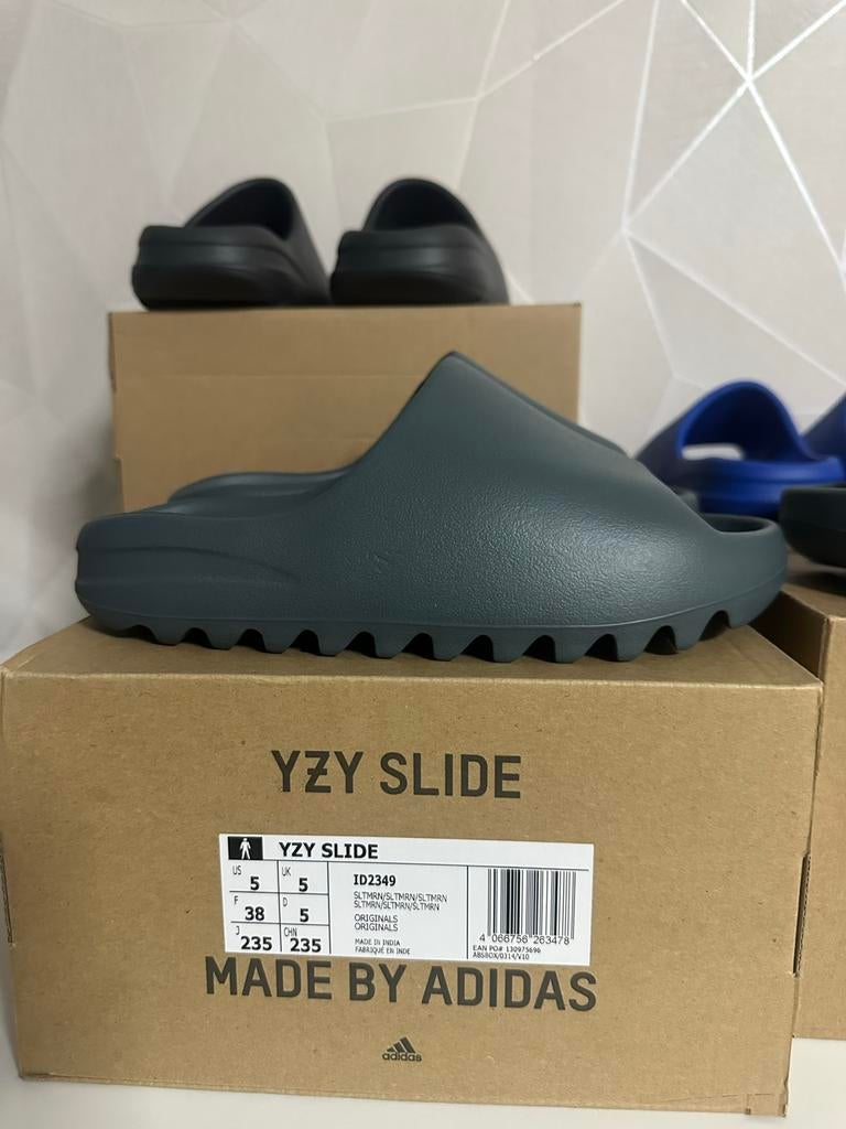 Yeezy DIVERSE, Ophalen, Nieuw, Zwart, Slippers