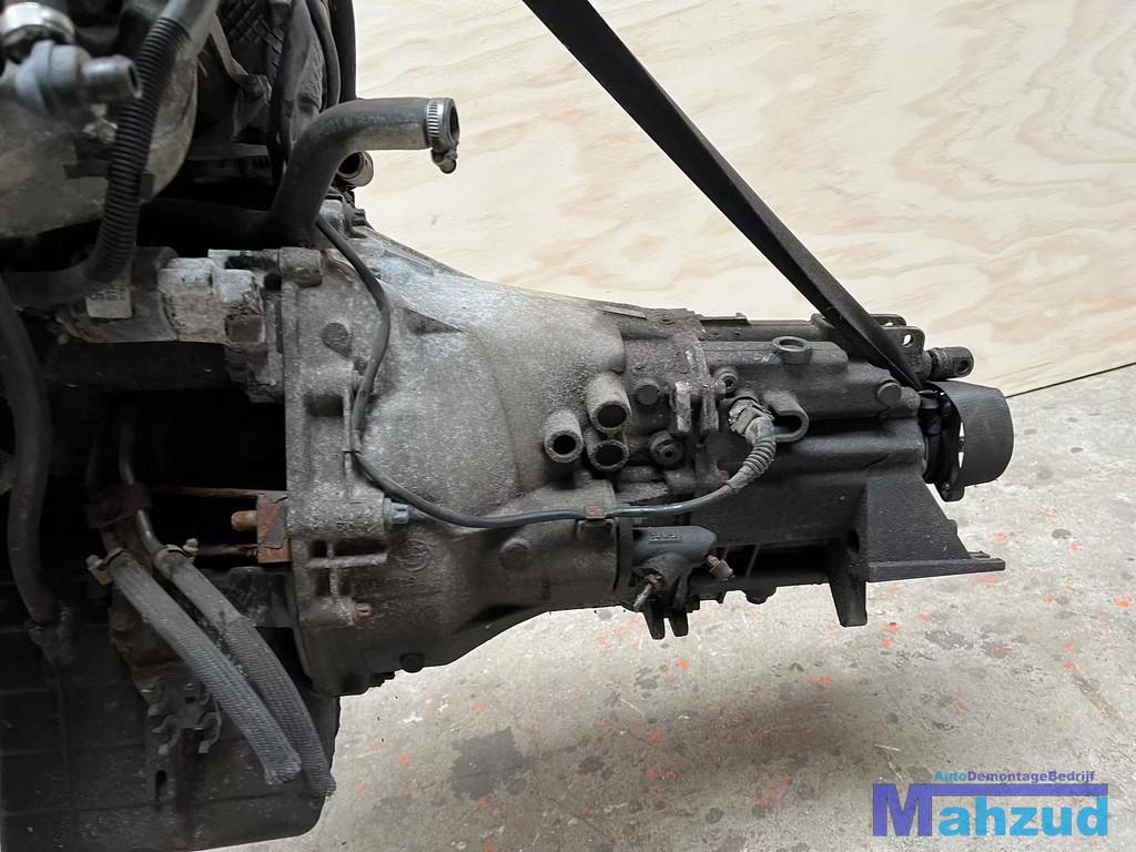 BMW E36 316I 1.6i 1.6 Versnellingsbak 5 bak handbak, Auto-onderdelen, Transmissie en Toebehoren, Petuelring 130
80788  Munich, DE