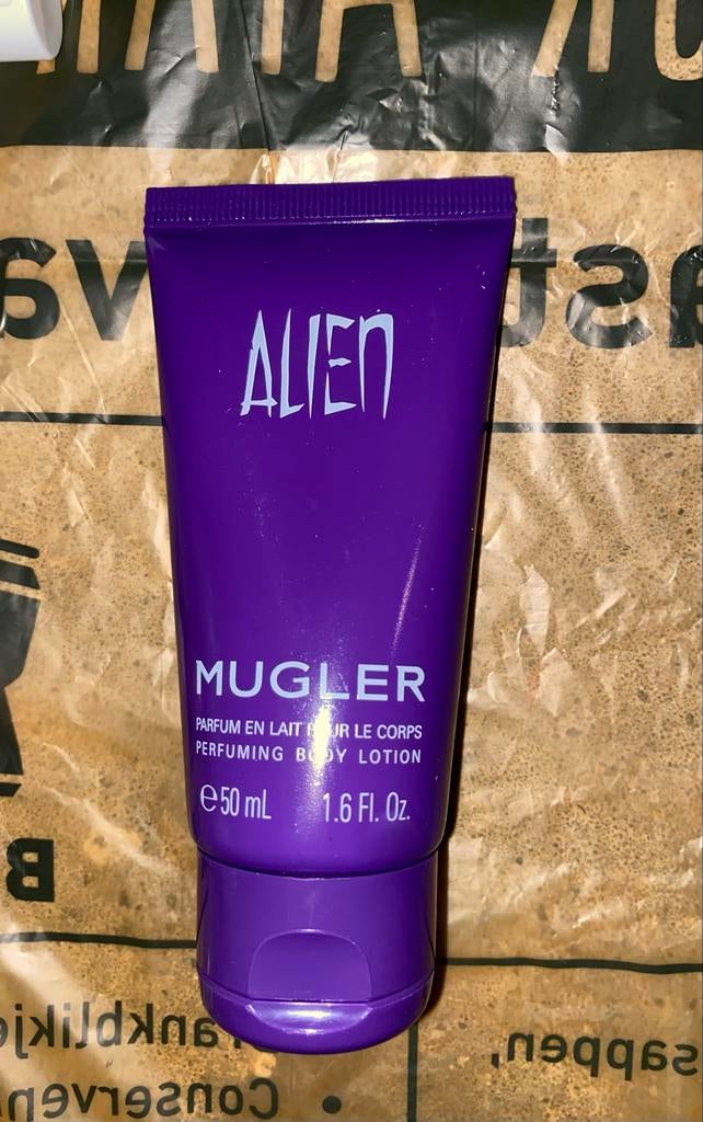 Nieuw Alien Mugler Perfuming Body Lotion 50ml, Ophalen of Verzenden, Nieuw, Bodylotion, Crème of Olie
