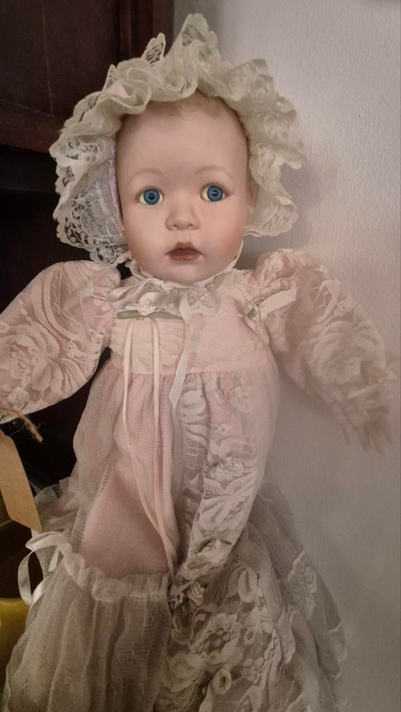 Mooie first edition cindy m macclure, Verzamelen, Poppen, Ophalen, Pop